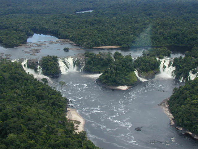 Salto Pará. Salto Pará.
