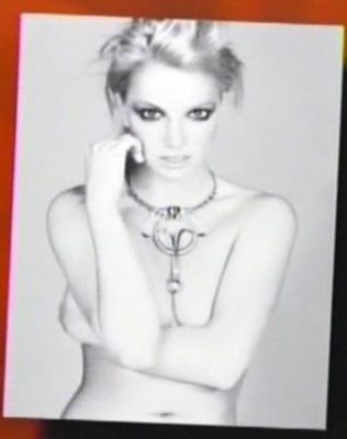 Britney Spears se desnuda, la revista Allure, Britney Spears desnuda, Britney desnuda, Britney Spears topless