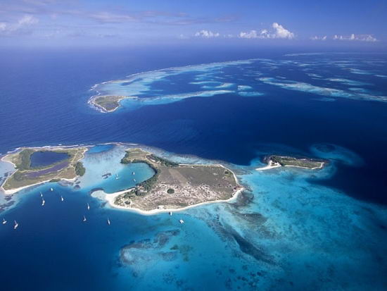 Clásica fotografía aérea del Archipiélago Los Roques tomada desde avión Clásica fotografía aérea del Archipiélago Los Roques tomada desde avión