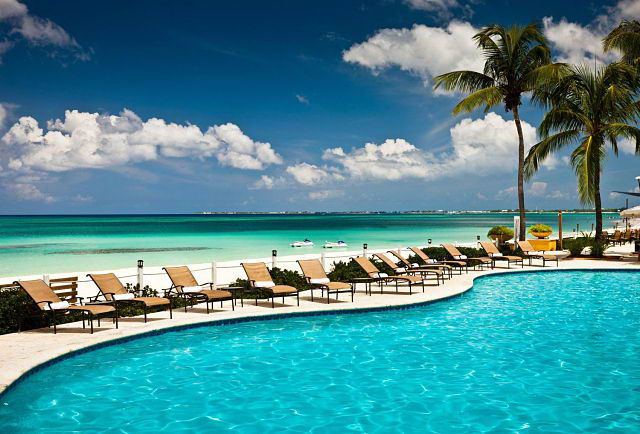 Disfrute del clima tropical de las Islas Caimn.