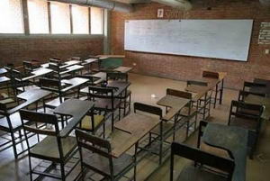 Ausencia de Profesores provoca vacos en las aulas de clases.