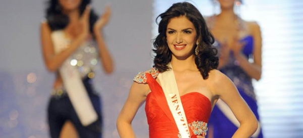 Desde 1999 cuando enviaron a Martina Thorogood, Venezuela no figuraba entre el cuadro de las ltimas tres semifinalistas del Miss Mundo. Este ao Adriana Vasini logr alcanzar el puesto de tercera semifinalista durante el evento realizado el pasado sbado en Sanya, Repblica de China.