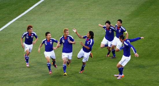 El primer partido que selección japonesa gana en un Mundial de la FIFA fuera de su pais, frente a Camerún El primer partido que selección japonesa gana en un Mundial de la FIFA fuera de su pais, frente a Camerún