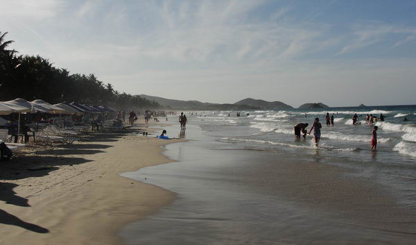 Foto panormica/lateral de Playa El Agua en la Isla de Margarita