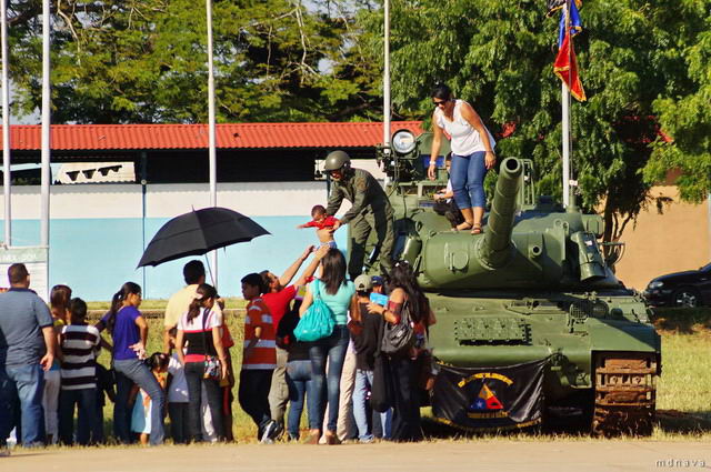 Feria aeronutica 2012. Aeropuerto Militar Rafael Urdaneta. Feria de la Chinita. Ejercito Bolivariano.