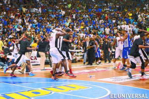 Cocodrilos se titul campen en un juego empaado por la violencia.