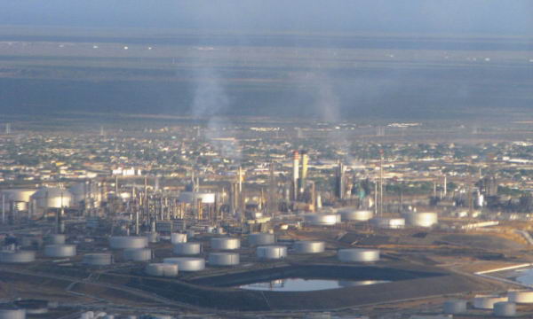 La mayor refinería de Venezuela, Amuay tendrá 40 días de mantenimiento La mayor refinería de Venezuela, Amuay tendrá 40 días de mantenimiento