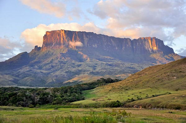 Venezuela apta para recibir a turista durante Semana Santa. Venezuela apta para recibir a turista durante Semana Santa.