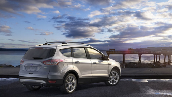 Ford Escape 2014 parte posterior Ford Escape 2014 parte posterior