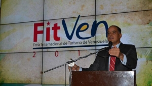 El ministro de Turismo, Andrs Izarra