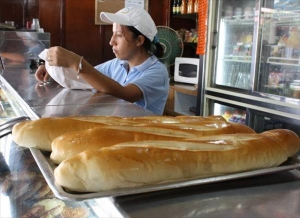 Fevipan busca soluciones rápidas a escasez de harina. Fevipan busca soluciones rápidas a escasez de harina.