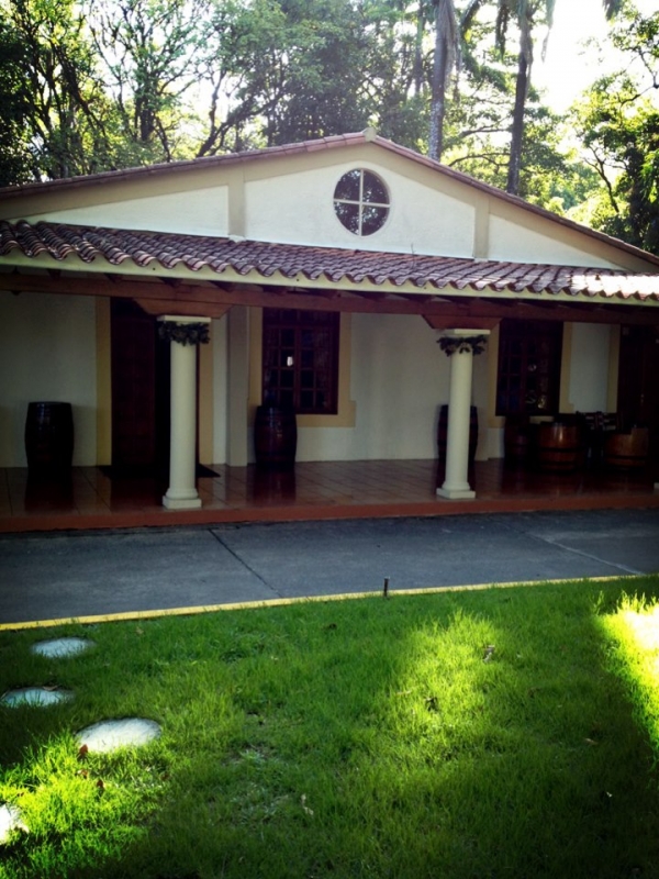 La Casita, lugar donde realizan El Paseo Diplomático en la destilería La Casita, lugar donde realizan El Paseo Diplomático en la destilería