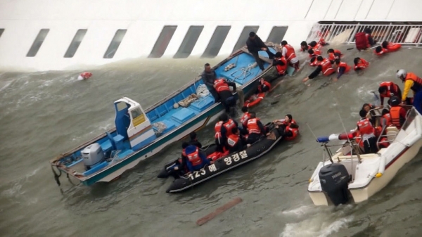 Rescate de los psajeros. Rescate de los psajeros.