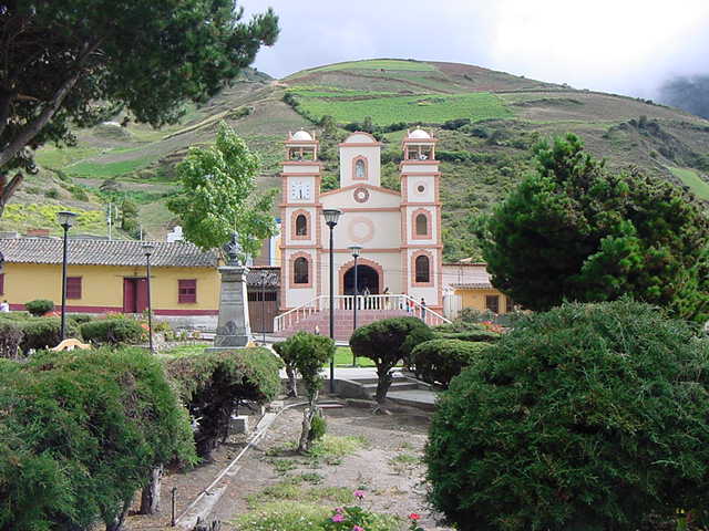 Paisaje de la Iglesia en San Rafael de Mucuhes