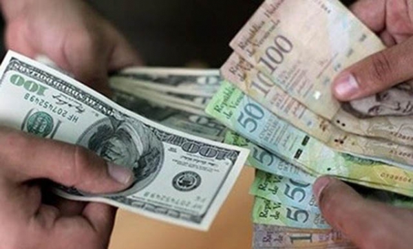 El presidente Nicols Maduro, di inicio a la Ley sobre Rgimen Cambiario y sus Ilcitos "Sicad 2"