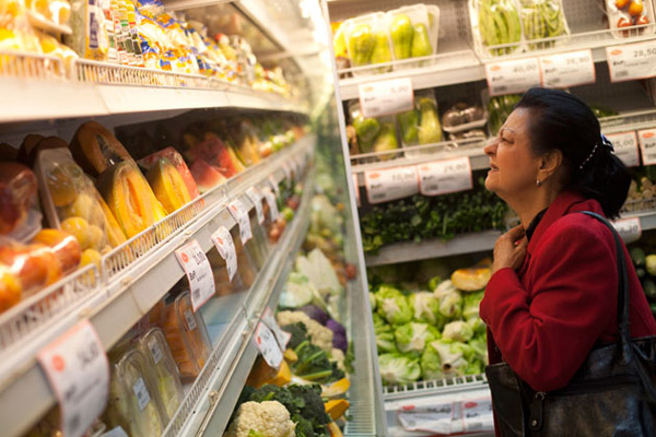 Canasta alimentaria familiar contina por encima del sueldo mnimo (Bs.11.956,76)