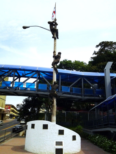 Monumento a los Mártires en Panamá. Monumento a los Mártires en Panamá.