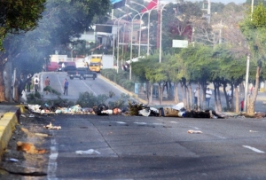 Maracaibo amaneció con las calles y avenidas cerradas Maracaibo amaneció con las calles y avenidas cerradas