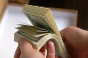 Banco Central de Venezuela realiz un primer ensayo del Sicad y subast 200 millones de dlares .