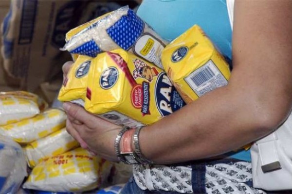 Leche, azcar, aceite y harina con nuevos precios regulados.