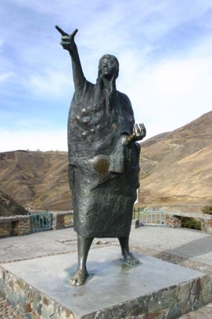 Monumento a la loca Luz Caraballo. Monumento a la loca Luz Caraballo.