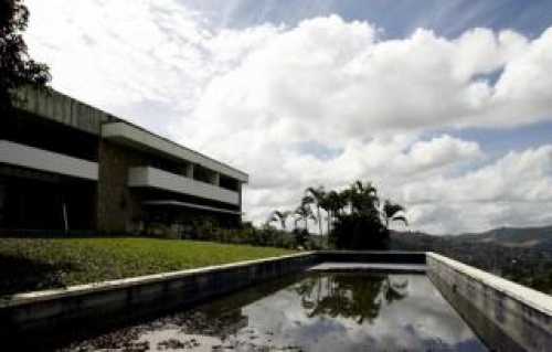 Piscina de la mansin