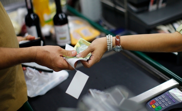 La inflacin refleja la disminucin del poder adquisitivo de la moneda.
