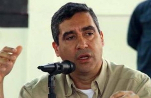 Gobierno iniciará este martes giras por el país para definir estrategias de seguridad. Gobierno iniciará este martes giras por el país para definir estrategias de seguridad.