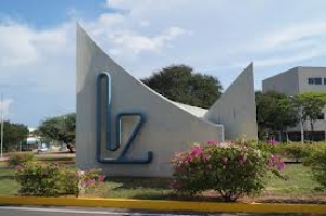 Universidades suspenden clases hasta el lunes. Universidades suspenden clases hasta el lunes.