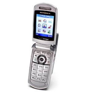 Motorola E815, tecnologa EVDO, Movistar de Venezuela, nuevo telefono celular, EV-DO, EDVO de Movistar, Movistar Motorola E815, Bluetooth, reproductor MP3, camara digital, Video-On-Demand, Directorio telefnico, manos libres, Motorola E815
