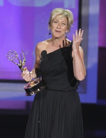 Edie Falco obtuvo Mejor Actriz Comedia por Nurse Jacke Edie Falco obtuvo Mejor Actriz Comedia por Nurse Jacke