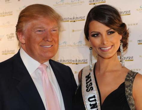 El multimillonario, Donald Trump y Stefanía Fernández, Miss Universo 2009 El multimillonario, Donald Trump y Stefanía Fernández, Miss Universo 2009