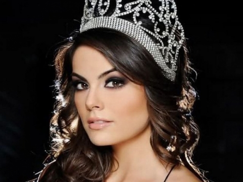La nueva reina universal, Miss México Jimena Navarrete La nueva reina universal, Miss México Jimena Navarrete