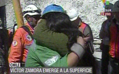 Vctor Zamora se fundi en un abrazo con su esposa