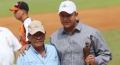 Miguel Cabrera recibe premio Luis Aparicio