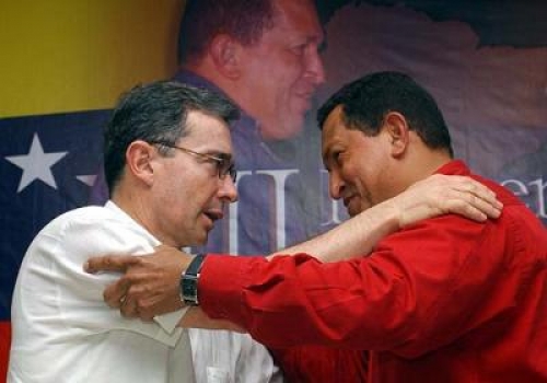 lvaro Uribe y Hugo Chvez