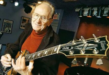 Les Paul nos invita a tocar hoy su guitarra Les Paul nos invita a tocar hoy su guitarra