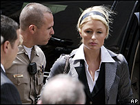 Paris hilton, prision, condena, una noche en paris