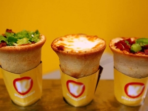 Se cree que la idea de crear pizzas en forma de cono nace en Argentina.