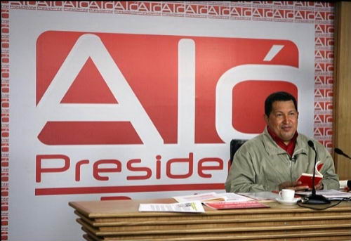 Chvez anunci la medida durante su programa dominical