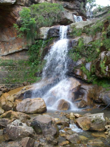 La cascada Tibisay encierra una mística leyenda Andina La cascada Tibisay encierra una mística leyenda Andina
