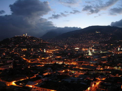 Quito de noche