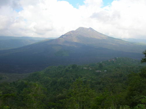 Vista del Volcan Batu