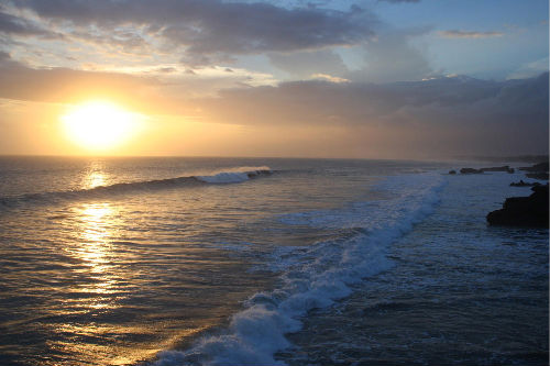 Atardecer en playa de las Islas Galpagos