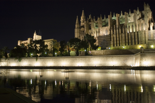 Catedral de Mallorca en la noche
