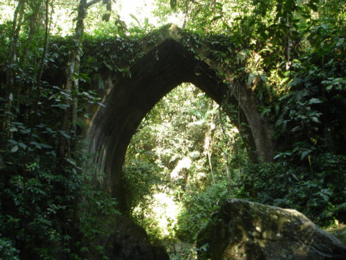Puente de los Espaoles