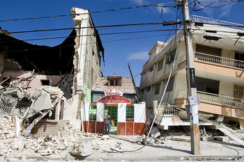 Edificios colapsados en Haití