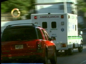 Una ambulancia escoltada sali del Centro Mdico Docente La Trinidad a las 8.00 de la maana