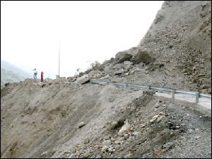 Carretera, caracas, la guaira, trocha, mocha, derrumbe, deslave, montaa, cerro, viaducto, vargas, litoral central, infraestructura, ministerio, cabello, colas, molestias, ingeniera, obras civiles, transporte, pasajeros, carga, local, carretera vieja, Maracaibo, Venezuela