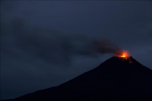 El Tungurahua es uno de los ocho volcanes activos en Ecuador